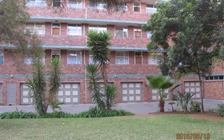 3 Bedroom Flat in Sinoville