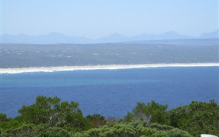 2360 m² Land available in Vlees Bay