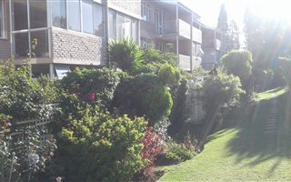 1 Bedroom Townhouse in Glenhazel