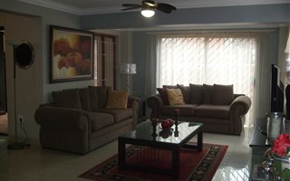 4 Bedroom Townhouse in Honeydew Ridge