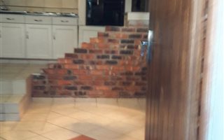 2 Bedroom Garden Cottage in Sydenham