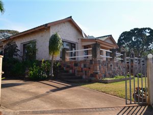 5 Bed House in Hibberdene