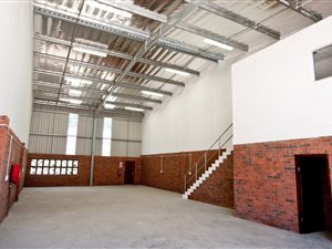 224 m² Commercial space in Waterfall