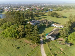 514 ha Farm in Alexandria
