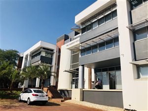 130 m² Commercial space in Somerset Park