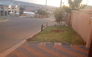 2 Bedroom House in Lotus Gardens