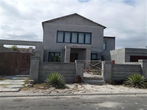 6 Bed House in Weltevreden Valley