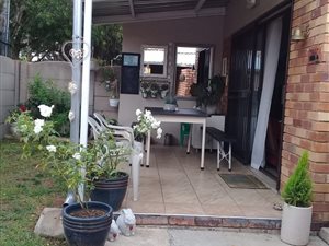 1 Bed Flat in Van Dyk Park