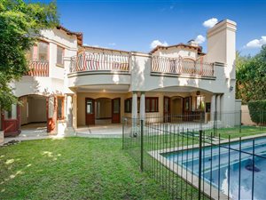 4 Bed House in Bryanston