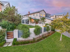 4 Bed House in Waterfall Country Village