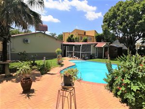 5 Bed House in Parktown Estate