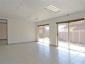 Commercial space in Nimrod Park