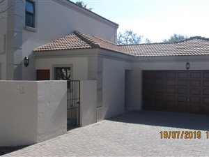 3 Bed Cluster in Douglasdale