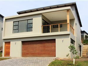4 Bed House in Tinley Manor and surrounds