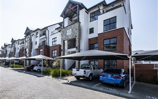 3 Bedroom Apartment in Oakdene