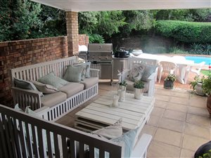 4 Bedroom House in Sonneglans