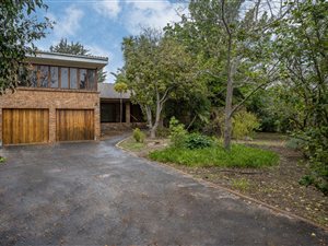 3 Bed House in Helena Heights