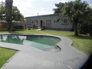 5 Bed House in Jan Niemand Park