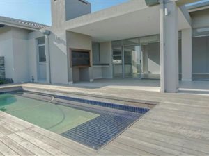 4 Bed House in Palm Lakes Estate