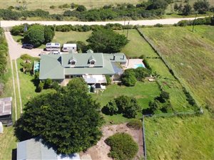 13 ha Farm in Great Brak River