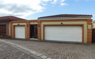 3 Bedroom House in Bonnie Doone