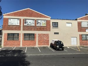2400 m² Industrial space in Athlone