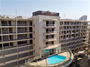 2 Bed Apartment in Point Waterfront