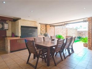 4 Bed Townhouse in New Redruth