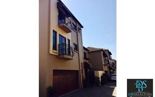 3 Bedroom Cluster in Bryanston East