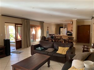 3 Bed House in Featherbrooke Estate