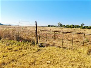 2.1 ha Land available in Rayton