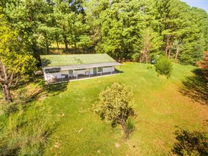 4.2 ha Smallholding in Underberg