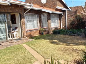 3 Bed Townhouse in Larrendale