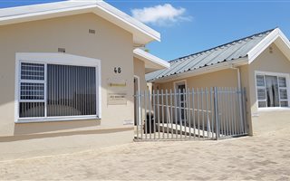 120 m² Commercial space in Windsor Park