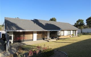 3 Bedroom House in Bramley