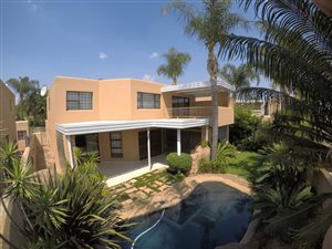 4 Bed Townhouse in Brummeria