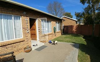 2 Bedroom House in Ninapark