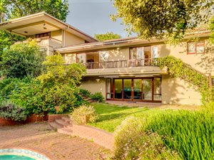 5 Bed House in Constantia