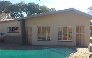 2 Bedroom Garden Cottage in Pretoria North