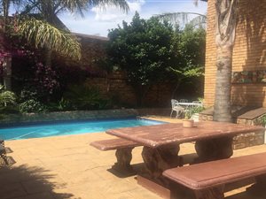 4 Bed Cluster in Boksburg Central