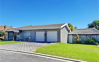 5 Bedroom House in Rouxville
