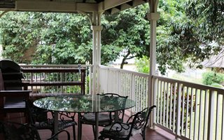 3 Bedroom Apartment in Wakenshaw Estate