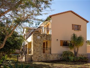 4 Bed House in Kyalami Hills