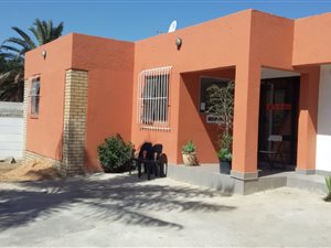 7 Bed House in Kew
