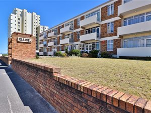 1 Bed Apartment in Strand South
