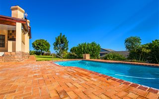 3 Bedroom House in Pezula Golf Estate