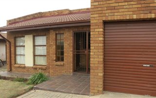3 Bedroom House in Blomanda
