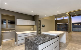 3 Bedroom Penthouse in Oaklands