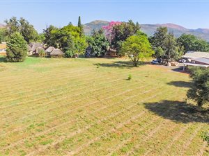 2.3 ha Farm in Waterglen