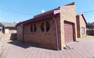 3 Bedroom House in Kwaguqa